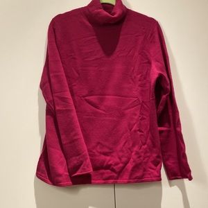 Fuchsia Bloomingdale’s 100% Cashmere Turtleneck Sweater! Gorgeous color! Size 2X